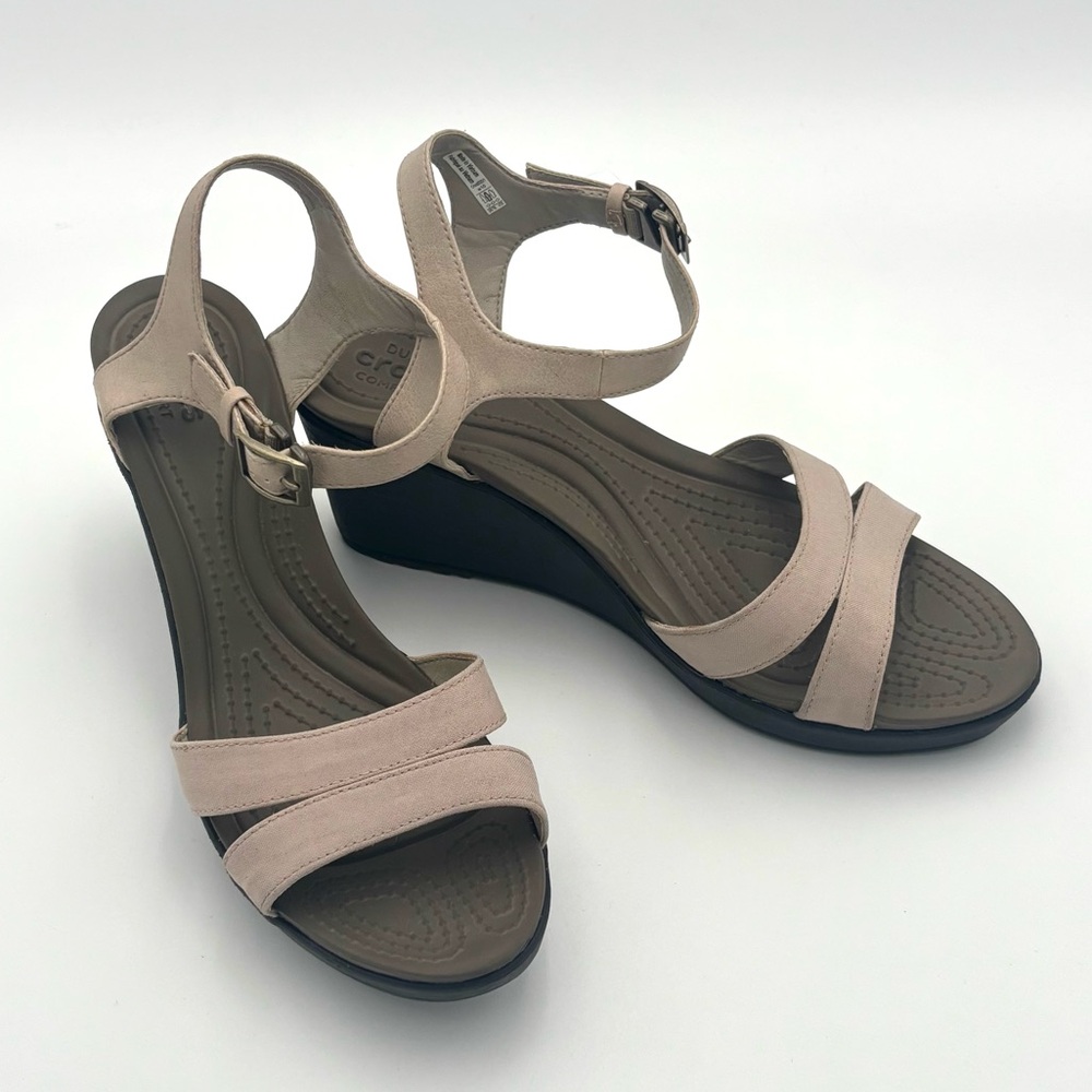 Crocs Dual Comfort Adjustable Ankle Strap Beige/Brown Wedge Womens Size 10